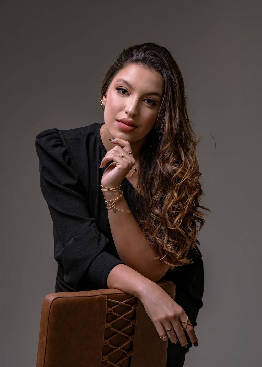 Dra. Mahara Pereira — estética facial com naturalidade